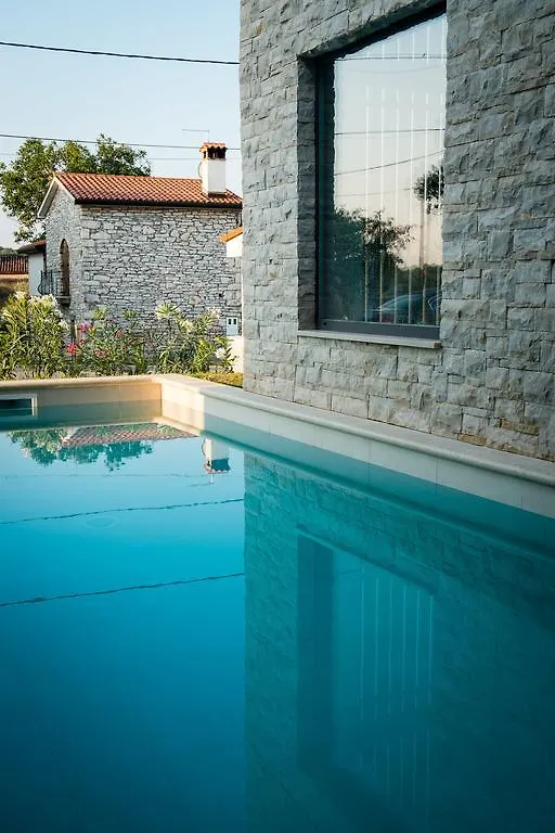 Villa 2 In 1 Fiorini